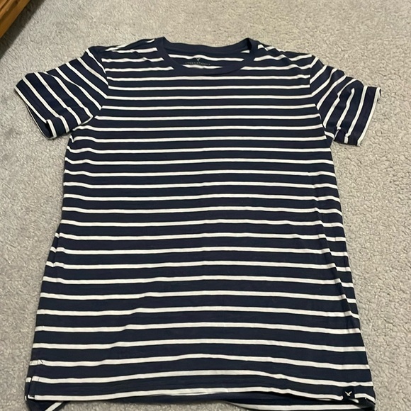 Other - American Eagle boys tee. Super soft material.